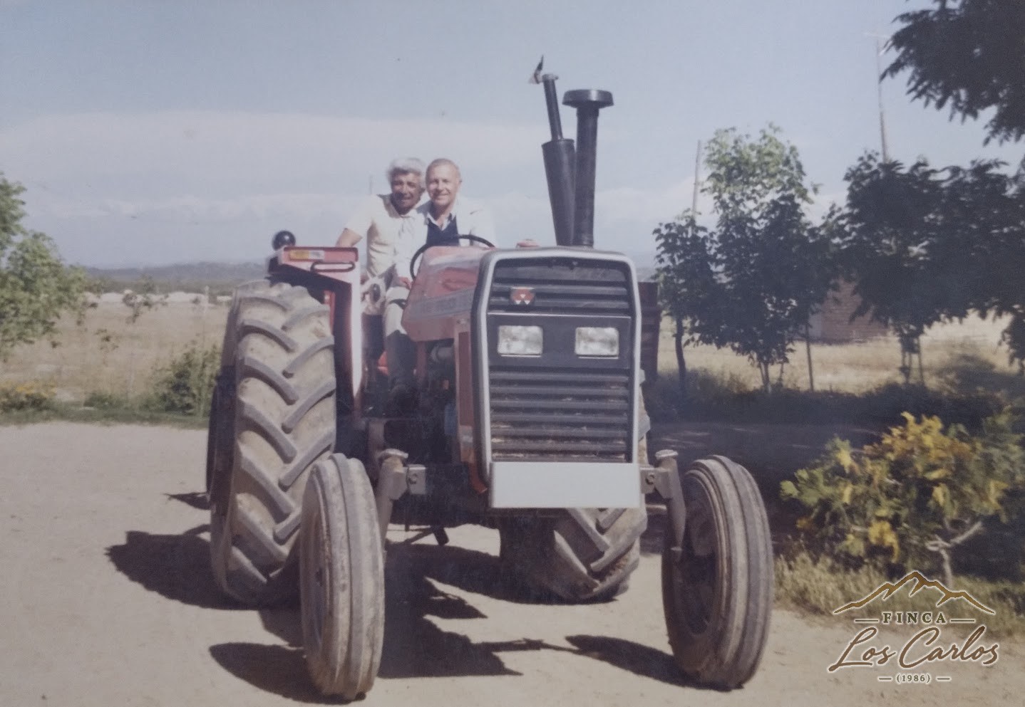 Carlos Mammoli en los comienzos de la finca (1990)